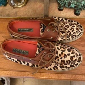 Sperry top sider leopard print size 6 1/2 M